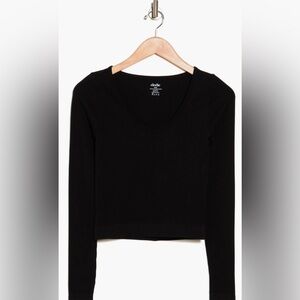 Elodie Black Seamless Long Sleeve Rib Top Size Medium/Large NWT